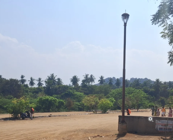 01 - Parking Lot