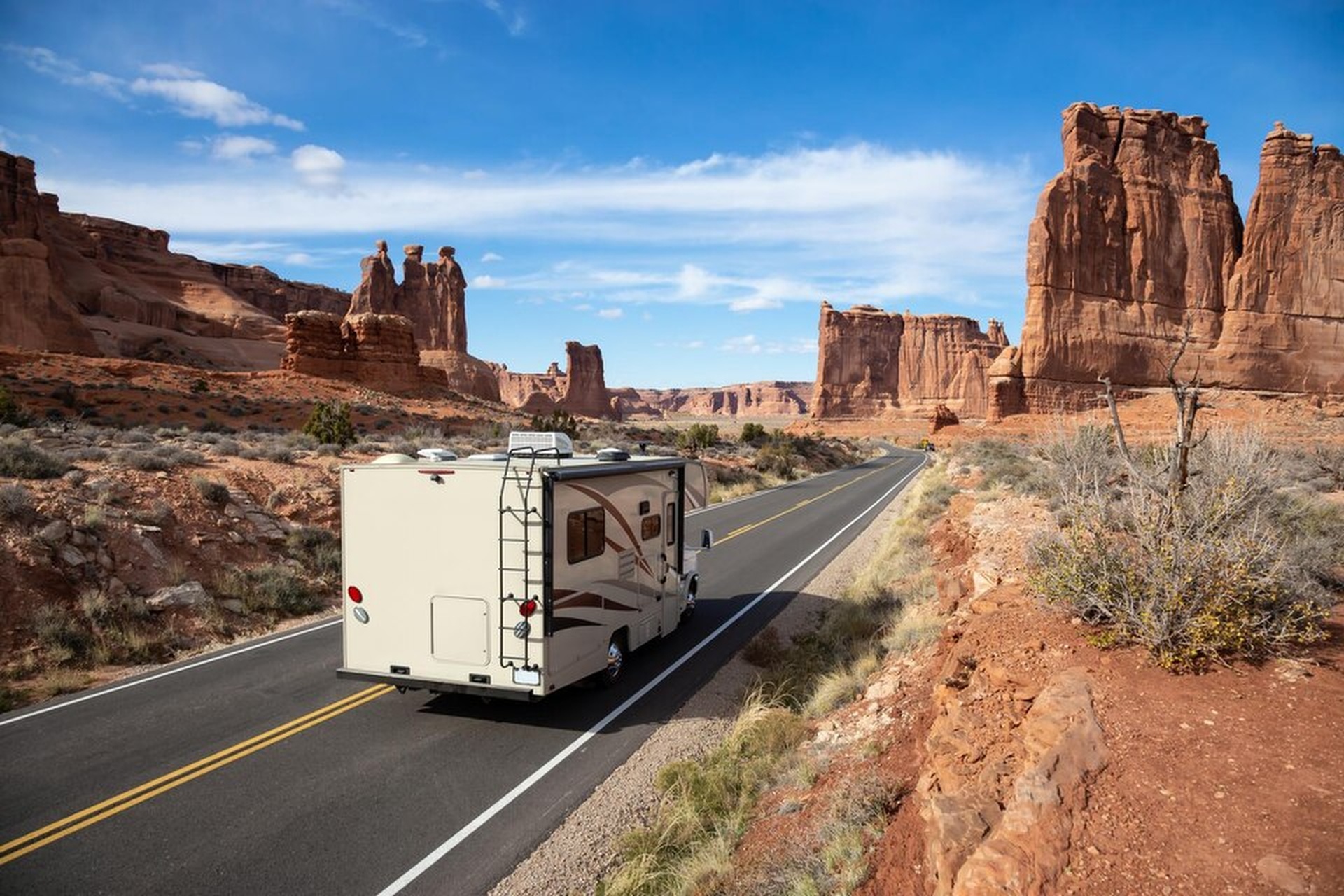 Epic USA Road Trips: Discover Scenic Routes and Secret Stops